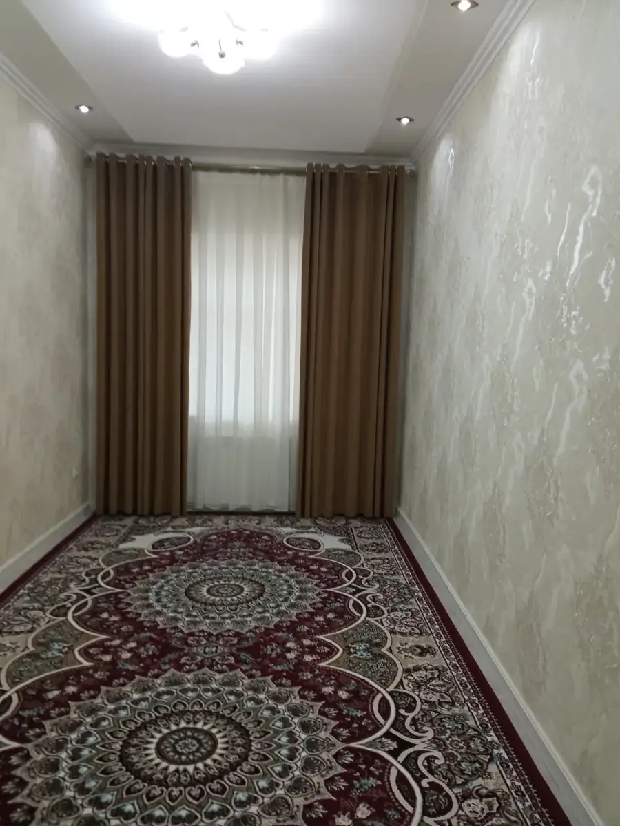 2 qavatli uy sotiladi − 350 m²