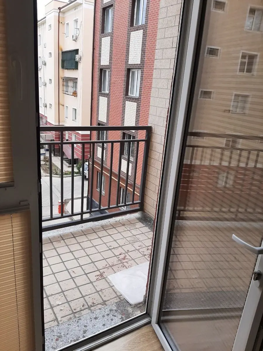 2 xonali kvartira sotiladi − 47 m²