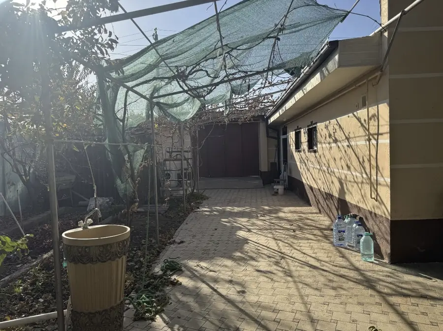 1 qavatli uy sotiladi − 600 m²
