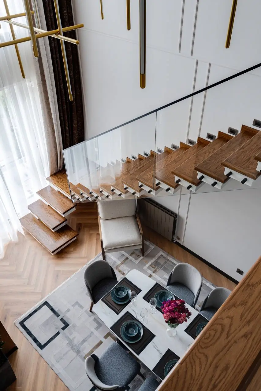 3 xonali kvartira sotiladi − 95 m²