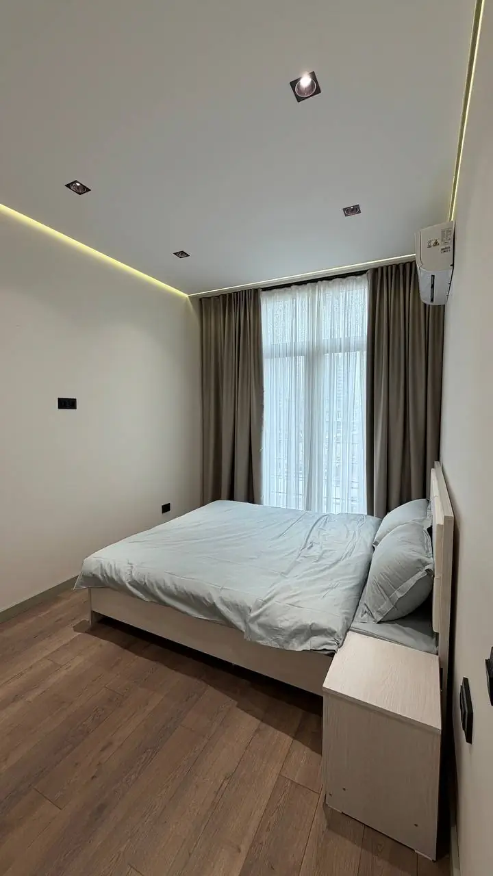 Ijaraga 2 qavatli uy − 300 m²