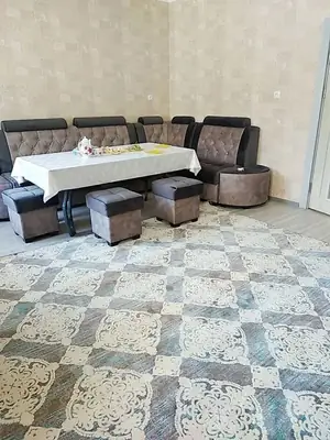 Продается Более 5-комнатная квартира − 284 м²