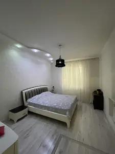 2 qavatli uy sotiladi − 178 m²