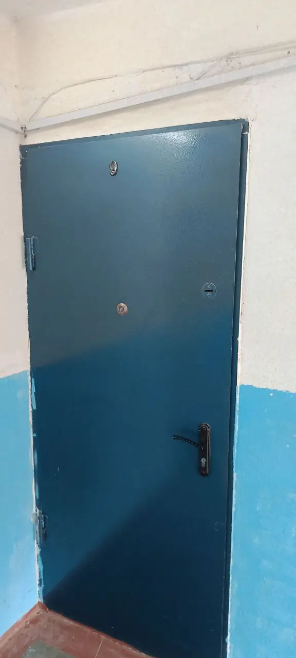 3 xonali kvartira sotiladi − 68 m²
