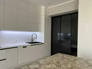 3 xonali kvartira − 119 m², 8/10 qavat