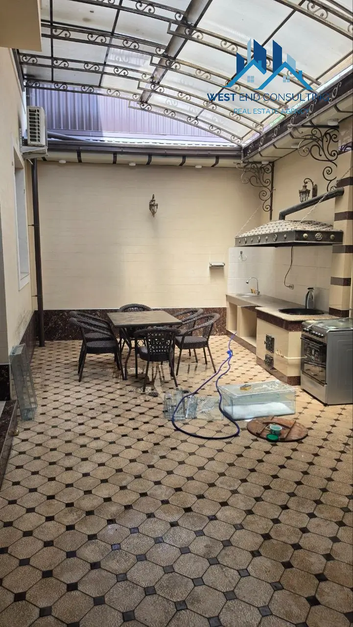 Ijaraga 2 qavatli uy − 200 m²