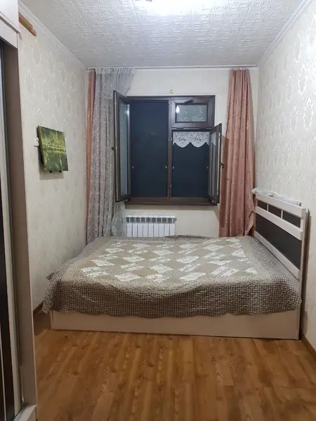 2-комнатная квартира − 50 м², 4/4 этаж