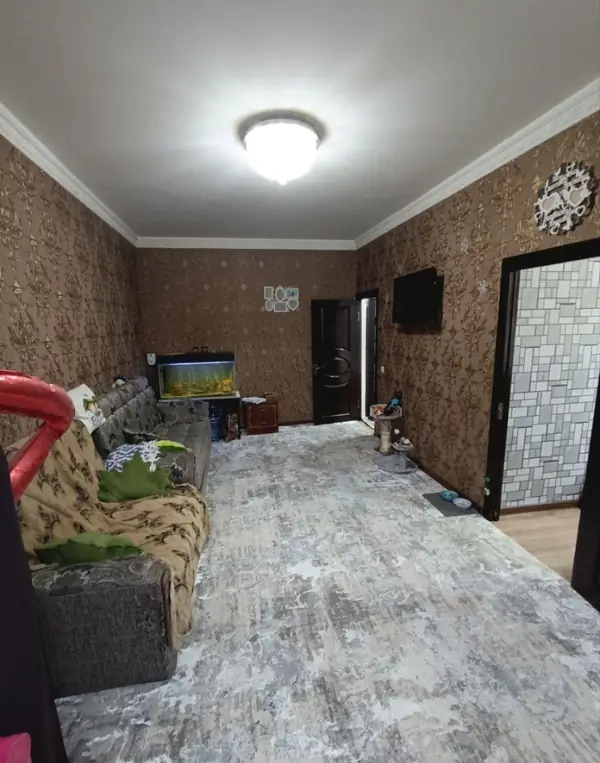 2-комнатная квартира − 50 м², 1/5 этаж