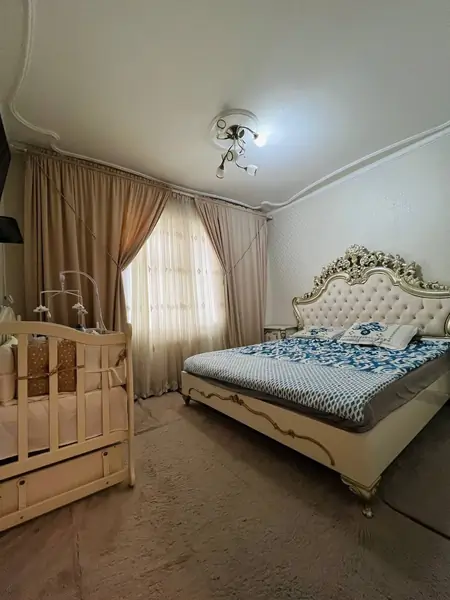 4-комнатная квартира − 94 м², 8/9 этаж