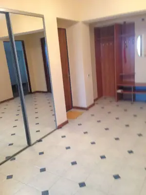 Ijaraga 3 xonali kvartira − 70 m²