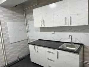 Сдается 2-комнатная квартира − 50 м²