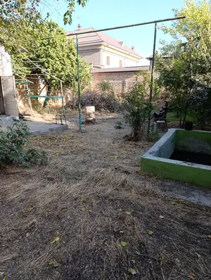 1 qavatli uy − 60 m², 6 sot.