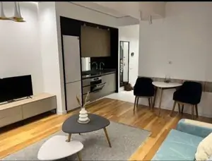 Сдается 1-комнатная квартира − 32 м²