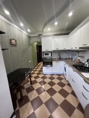 2 xonali kvartira − 40 m², 3/4 qavat