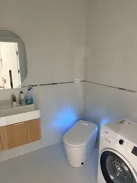 Сдается 2-комнатная квартира − 72 м²