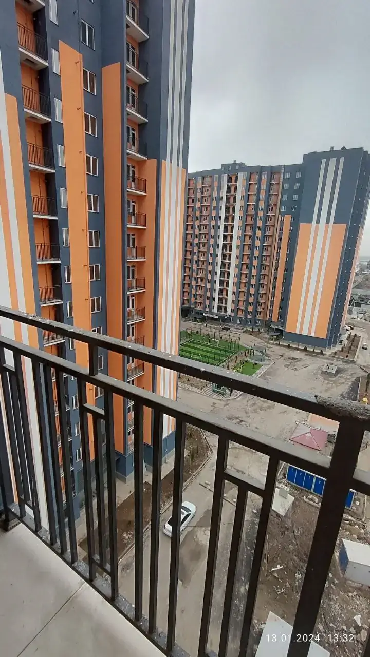 Продается 3-комнатная квартира − 79.3 м²