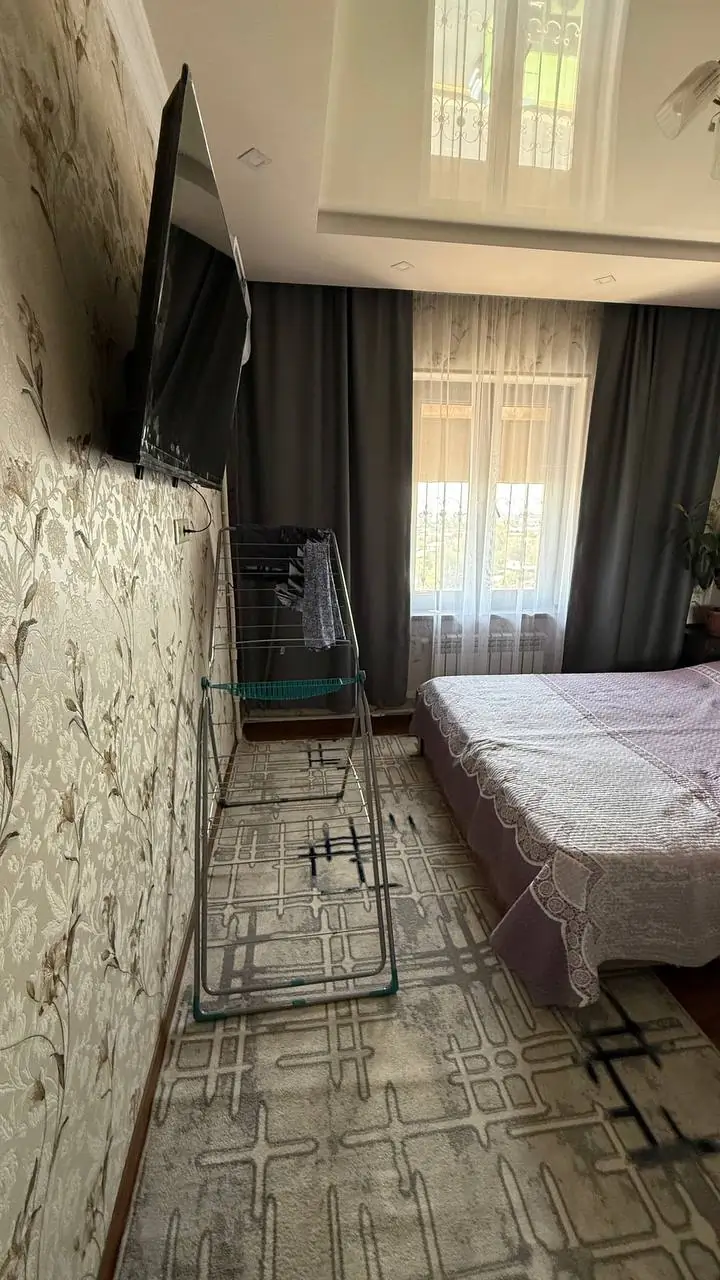 2 xonali kvartira sotiladi − 61.6 m²