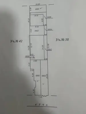 3 qavatli uy sotiladi − 300 m²
