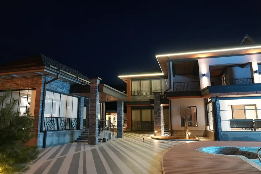 Sutkabay 2 qavatli uy − 500 m²