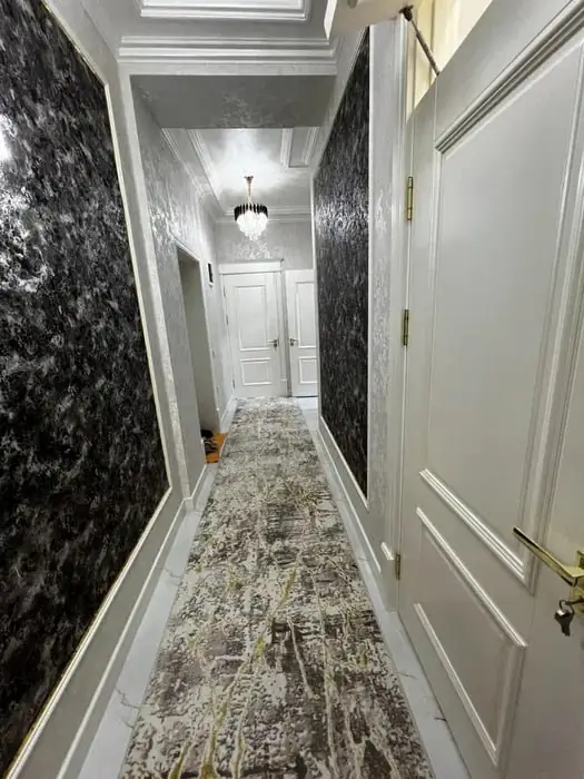 Сдается 2-комнатная квартира − 60 м²