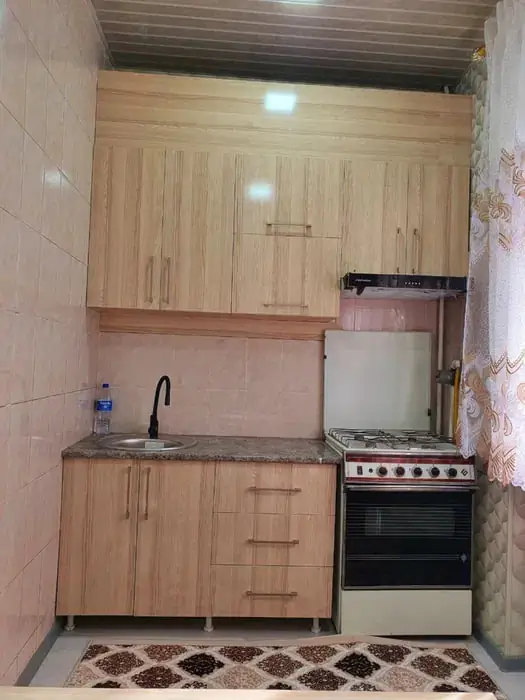 Сдается 2-комнатная квартира − 60 м²