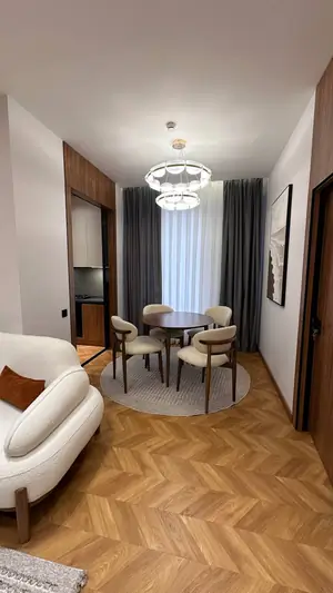 2 xonali kvartira sotiladi − 54.3 m²
