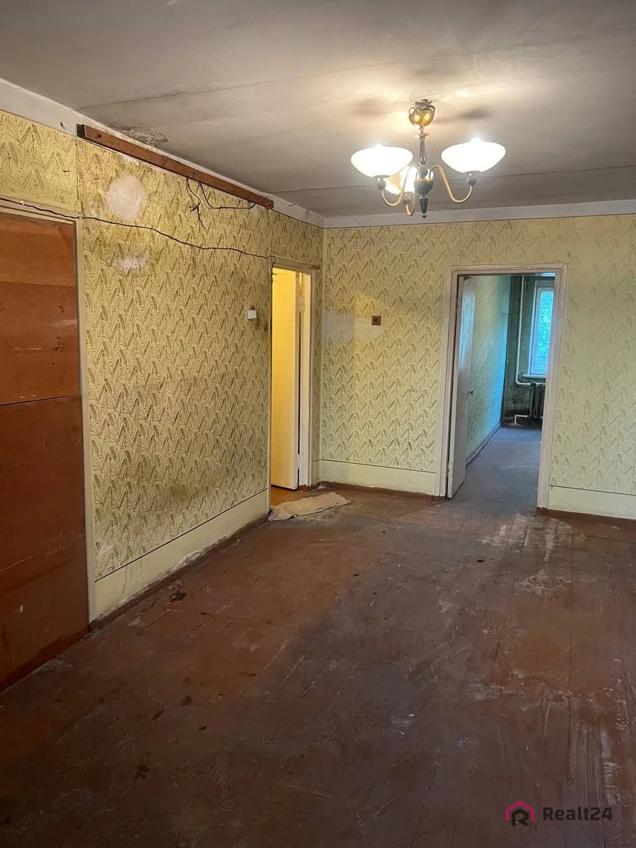 2 xonali kvartira sotiladi − 54 m²