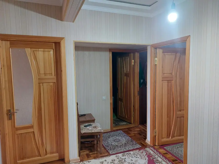 Продается 3-комнатная квартира − 80 м²