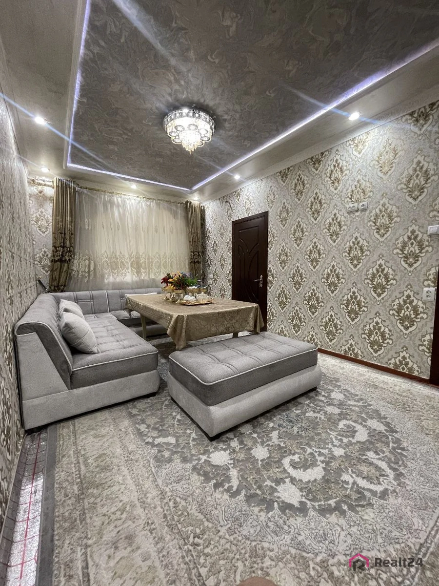 3 xonali kvartira sotiladi − 63 m²