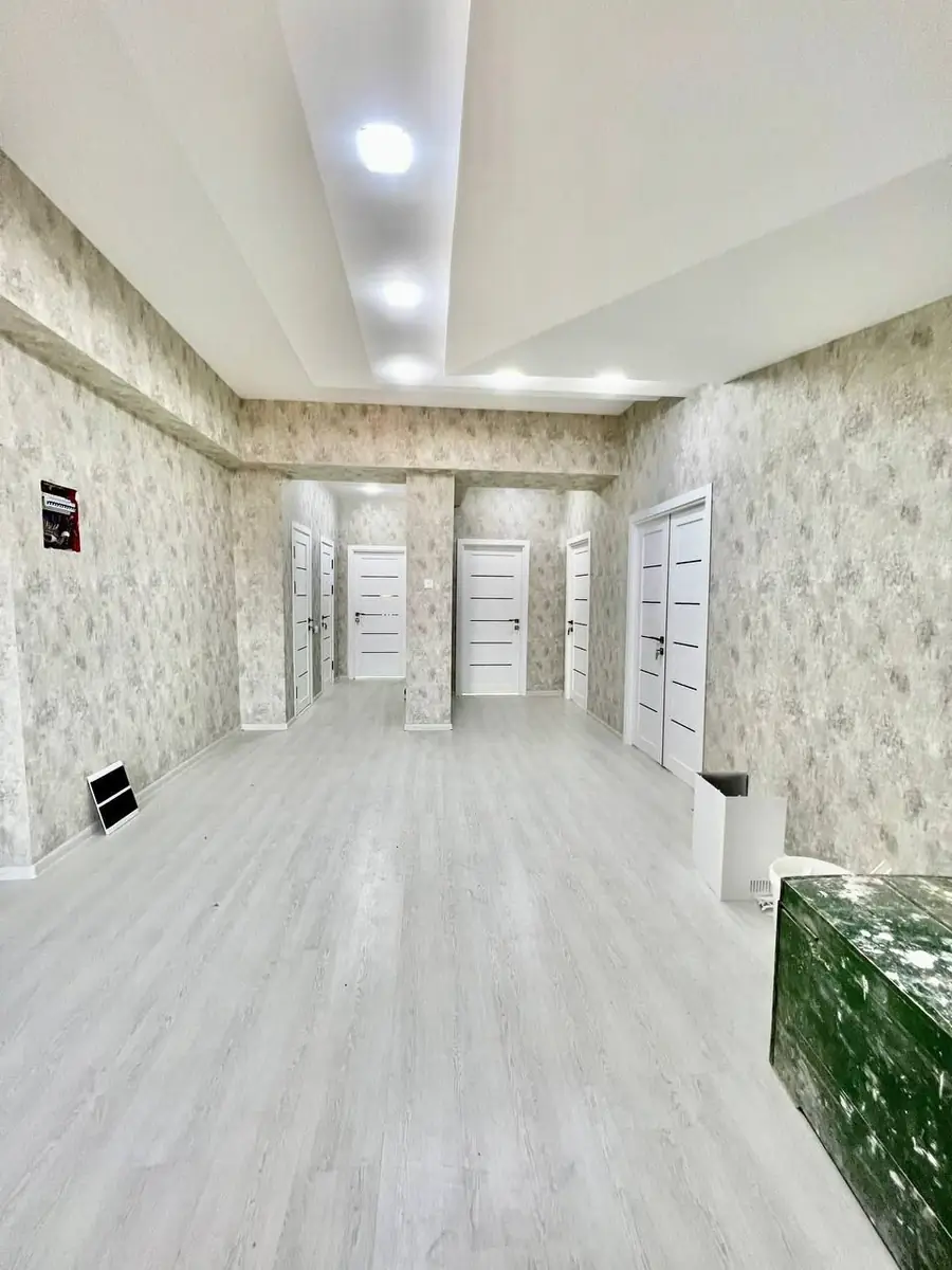 Продается 3-комнатная квартира − 96 м²