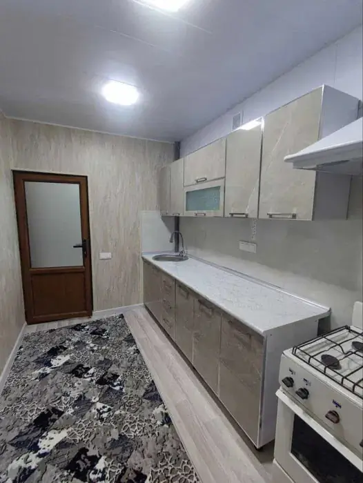 Сдается 3-комнатная квартира − 60 м²