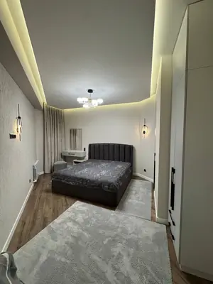 2 xonali kvartira sotiladi − 145 m²
