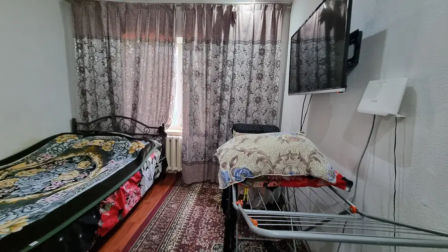3 xonali kvartira sotiladi − 72 m²