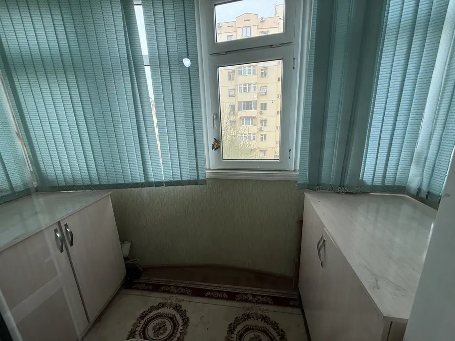 3 xonali kvartira sotiladi − 82.2 m²