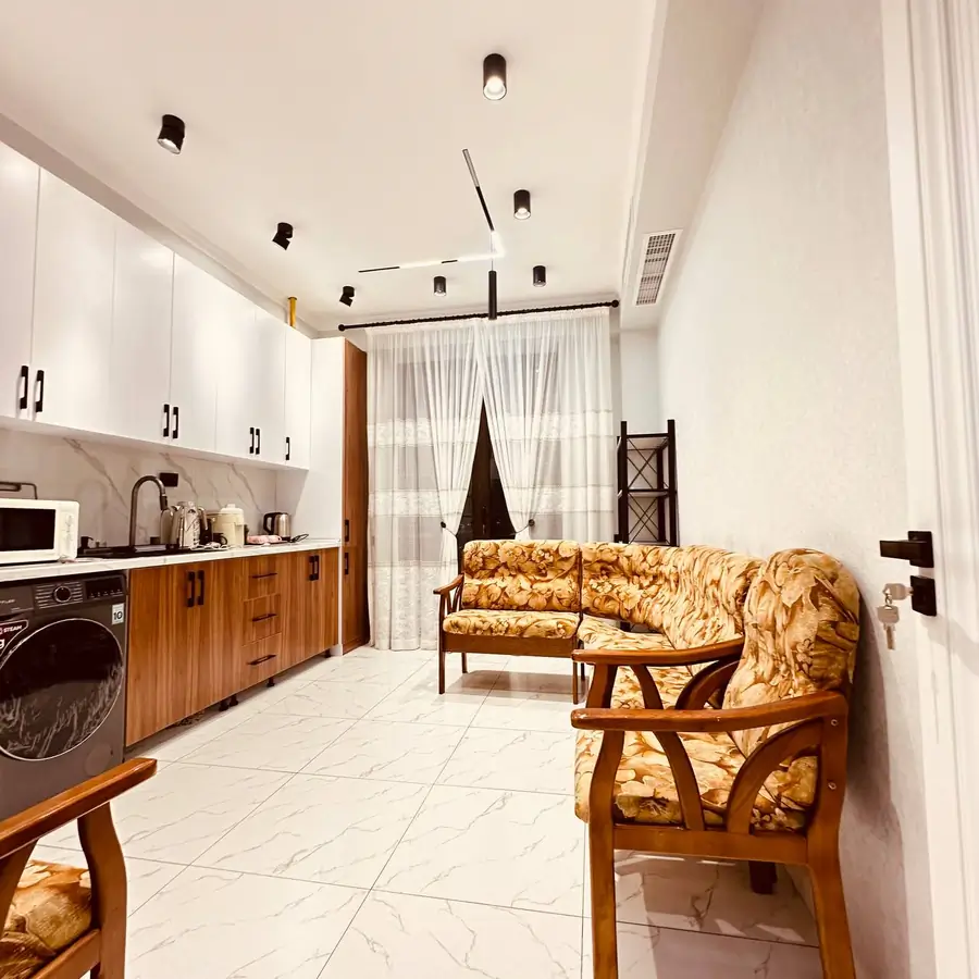 Ijaraga 1 xonali kvartira − 65 m²