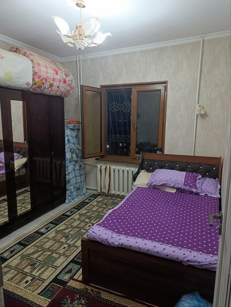 Продается 4-комнатная квартира − 91.5 м²