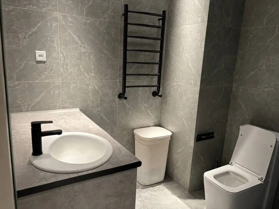2 xonali kvartira sotiladi − 72 m²