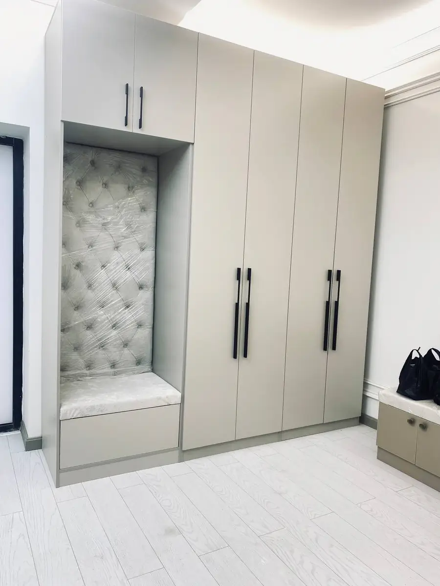 Сдается 2-комнатная квартира − 55 м²