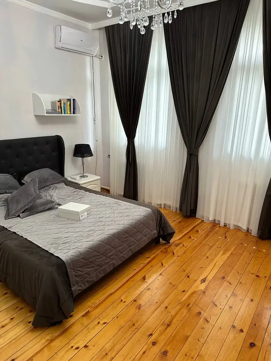 2 qavatli uy sotiladi − 500 m²