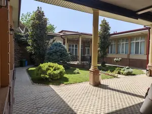 1 qavatli uy sotiladi − 900 m²