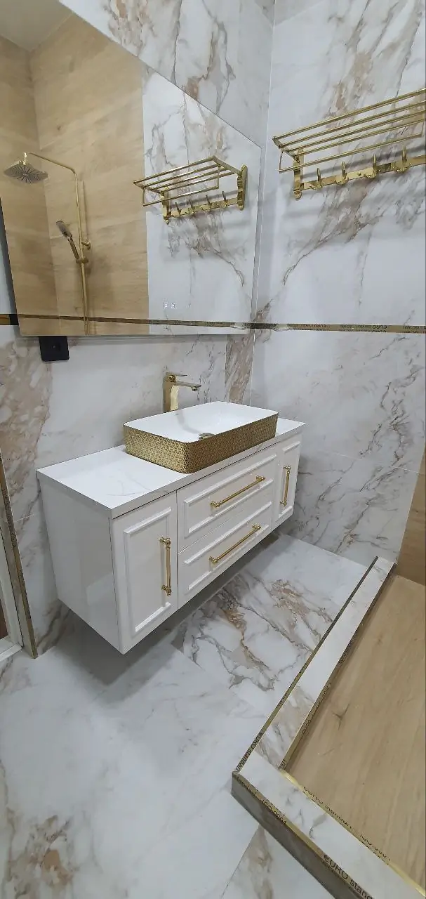 Ijaraga 2 qavatli uy − 200 m²