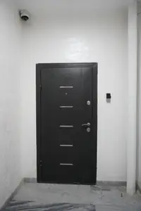 4 xonali kvartira sotiladi − 117.7 m²