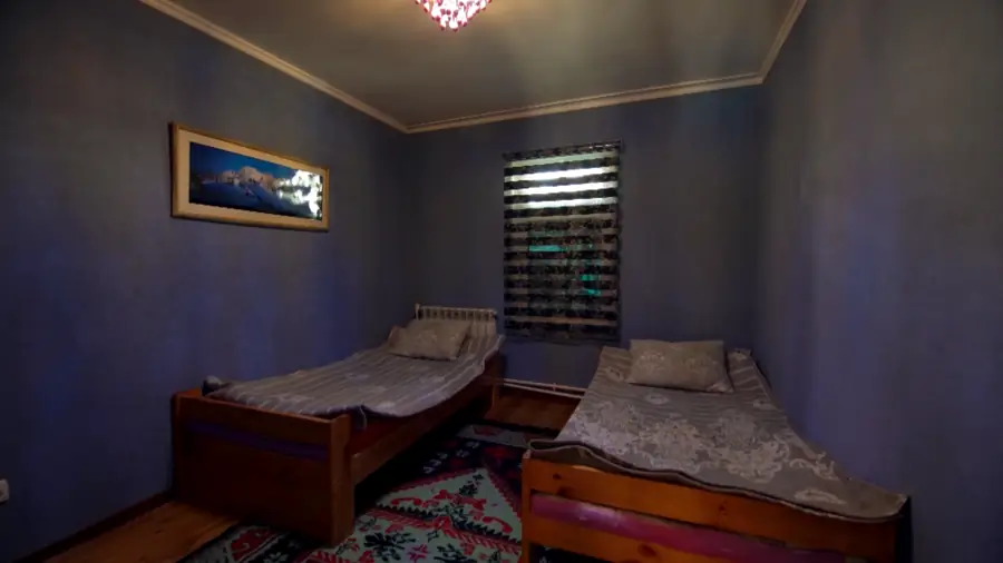 2 qavatli uy sotiladi − 150 m²