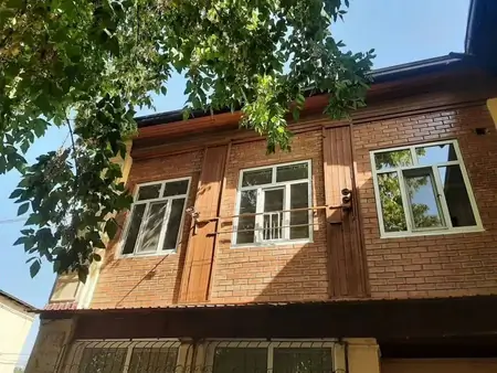 2-комнатная квартира − 61 м², 2/2 этаж