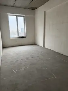 3 xonali kvartira sotiladi − 112 m²