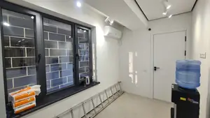 Ijaraga ofis − 100 m²