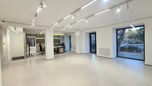 Ijaraga ofis − 100 m²