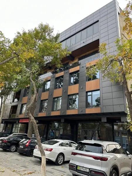 Ofis − 400 m², 3/5 qavat