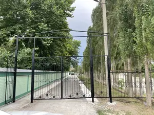 2 qavatli uy − 350 m², 4 sot. 
