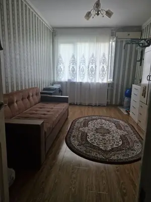 2 xonali kvartira sotiladi − 49.6 m²